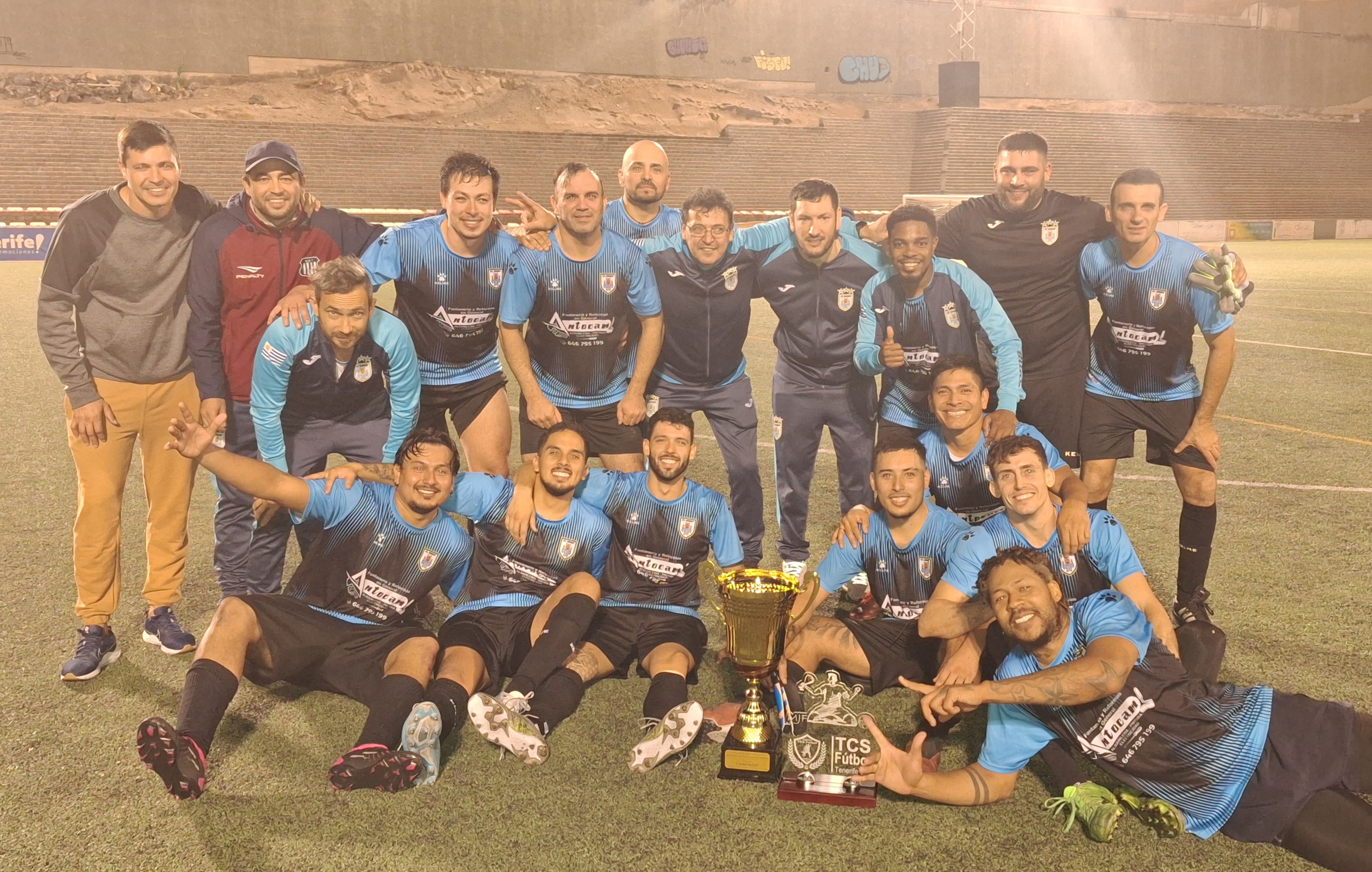 ATL. URUGUAY ROMPETECHOS, CAMPEÓN DE LA SUPER COPA FUTBOL 11 JOSE MANUEL QUINTERO